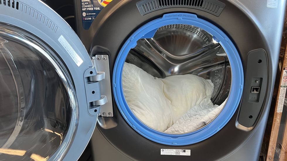pillow and cover in a washing machine to test coop home good original pillow review