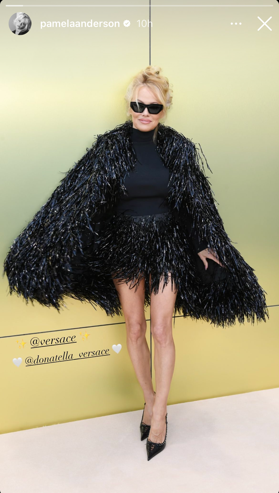 <div>Pamela Anderson's Sculpted AF Legs Are A Slay In These Minidress Pics</div> <div>Pamela Anderson's Sculpted AF Legs Are A Slay In These Minidress Pics</div>