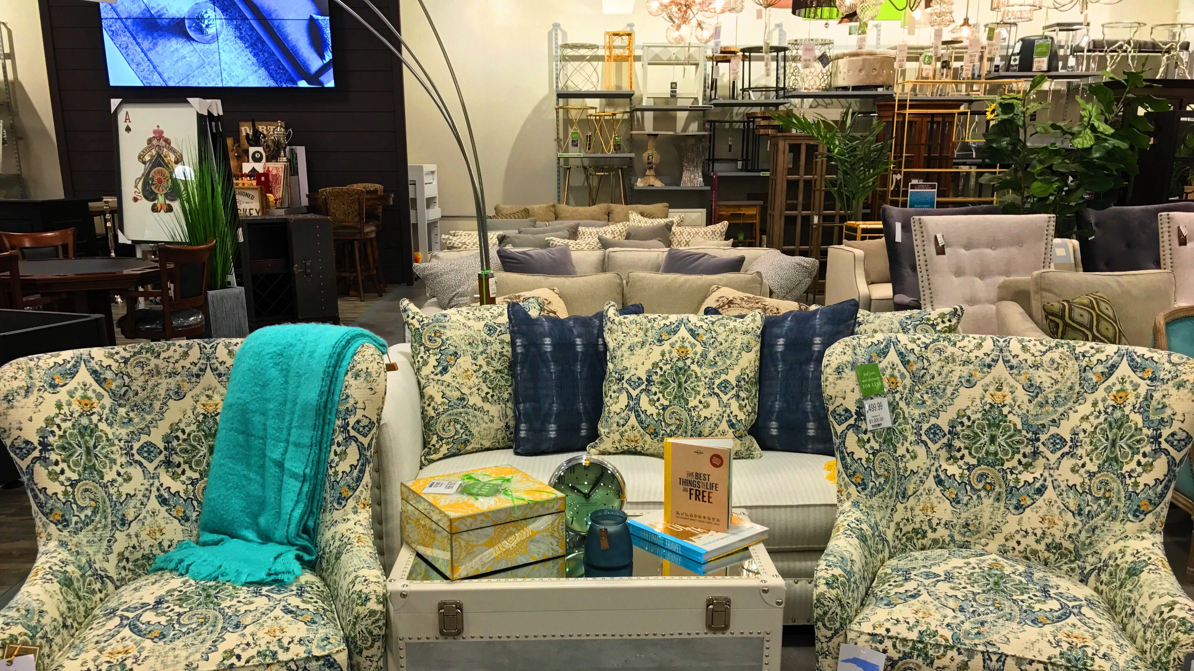 Best Things to Get at HomeGoods, According to Interior Designer