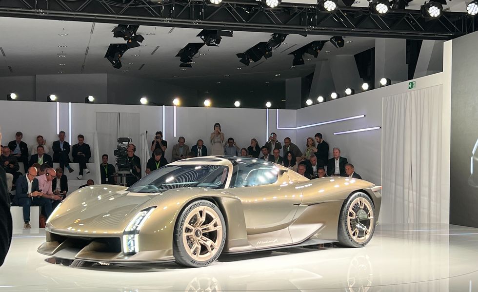Porsche Mission X Concept (2023) - pictures & information