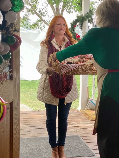 ree drummond in "candy coated christmas" on discovery plus