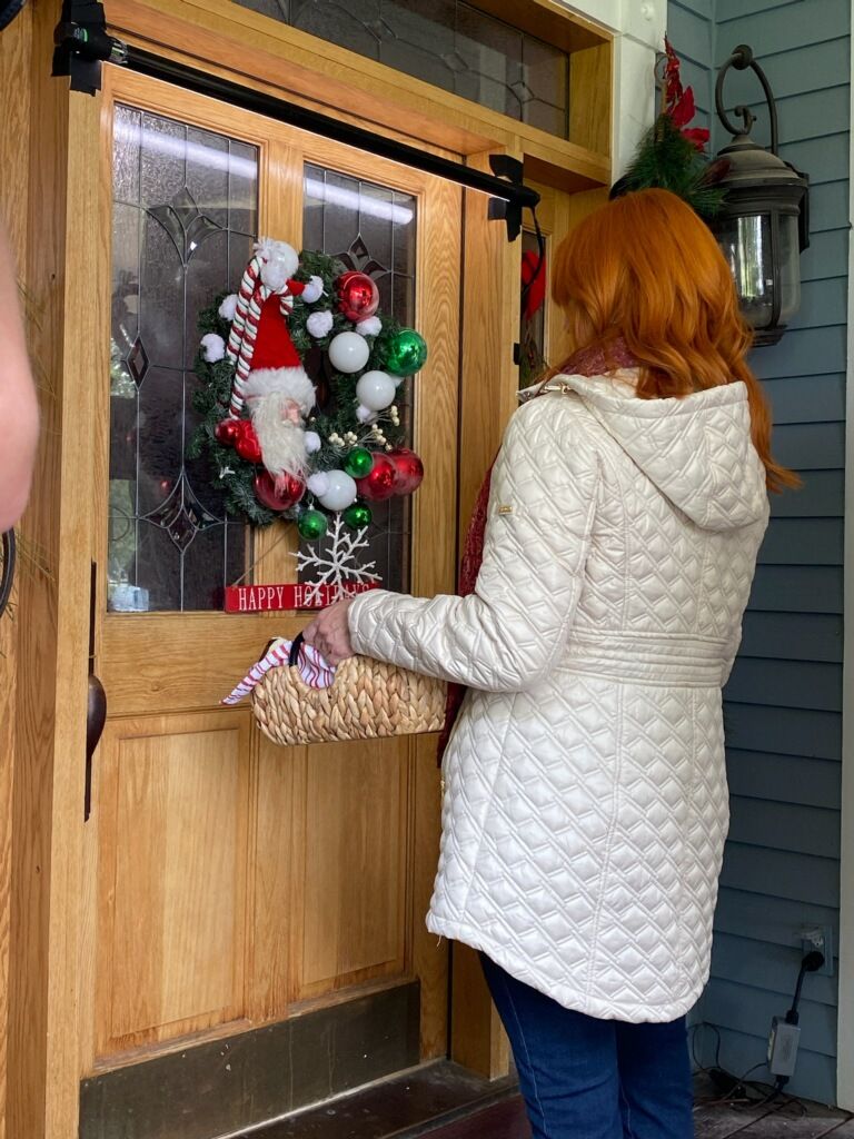 ree drummond films a scene in "candy coated christmas" on discovery plus this winter