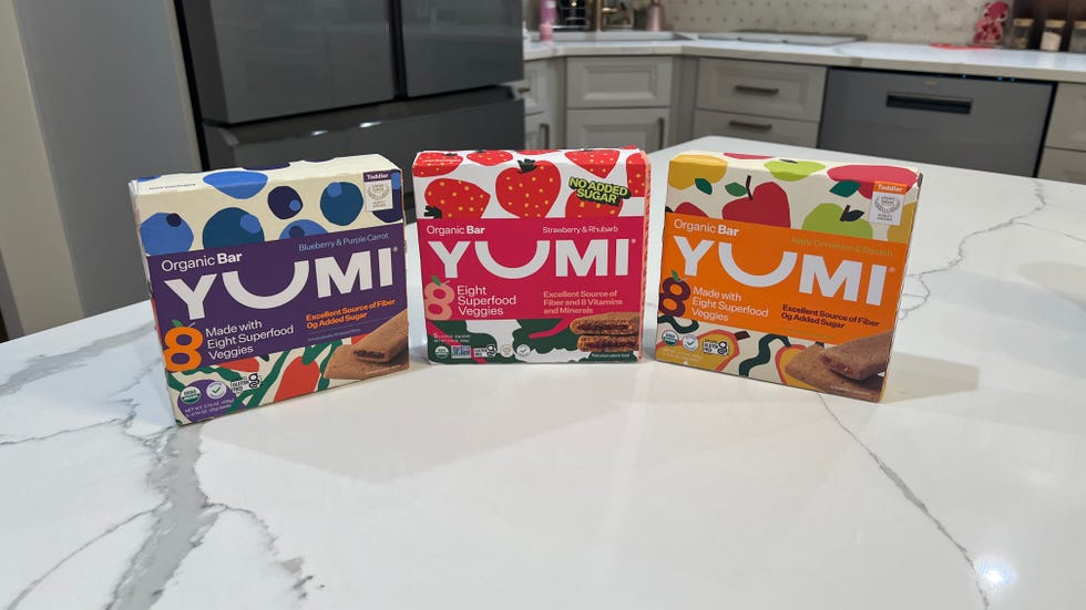 full line of yumi organic snack bars