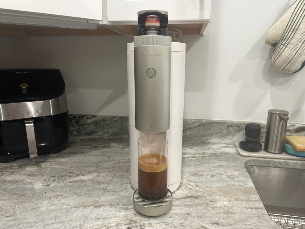 cumulus coffee maker in a kitchen setting brewing cold brew