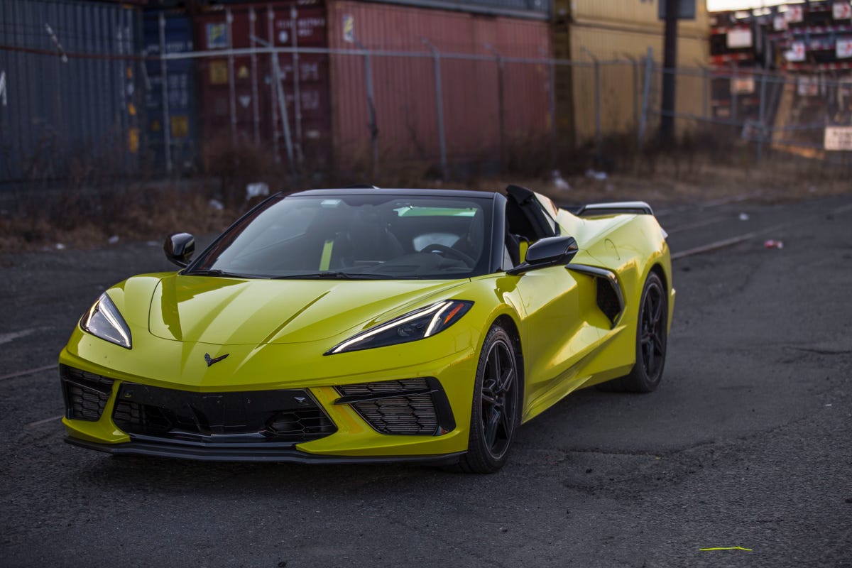 2020 Chevy Corvette Convertible Is a Friendly Mid-Engine Car