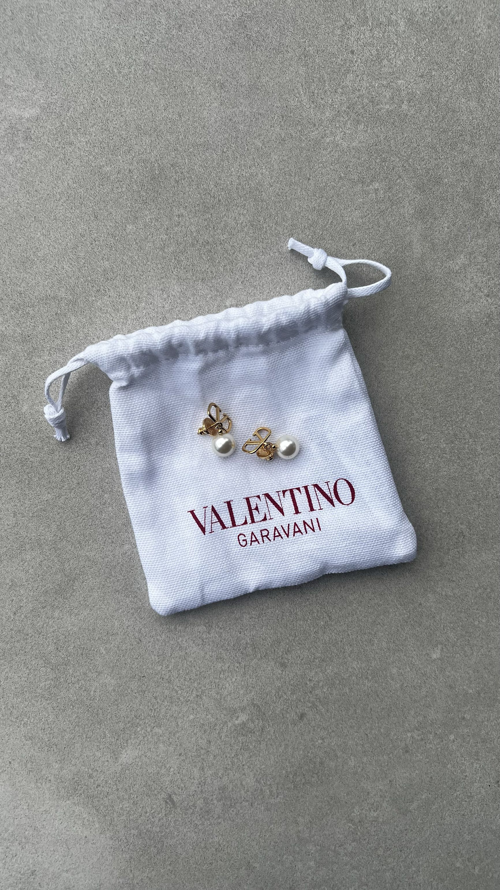 爆売り！ VALENTINO GARAVANI パーティバッグ ビーズ レッド（パーティー バッグ