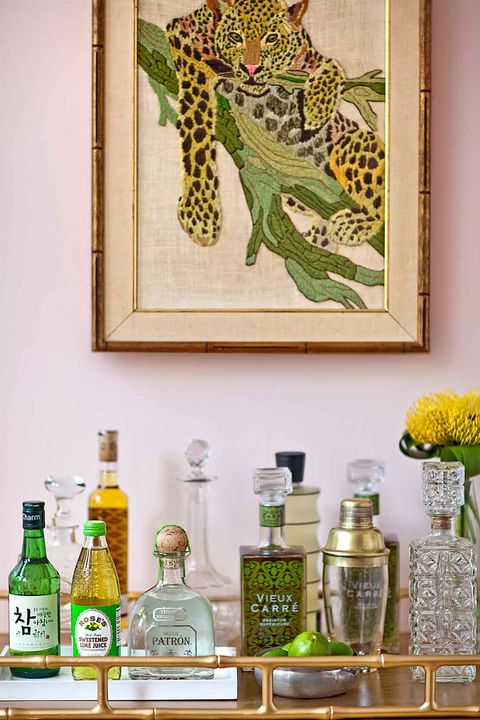 Green, Yellow, Glass bottle, Bottle, Room, Liqueur, Leaf, Barware, Drink, Table, 