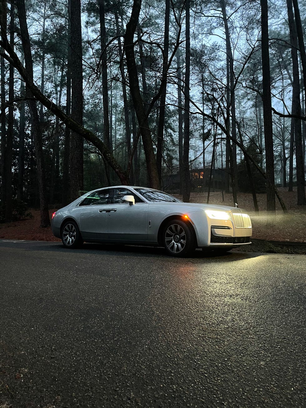 Rolls-Royce's Newest Car Features Its Own Cocktail Tables for