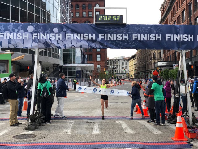 Pedestrian, Recreation, Running, Street, Urban area, Athlete, Half marathon, Marathon, Road, City, 