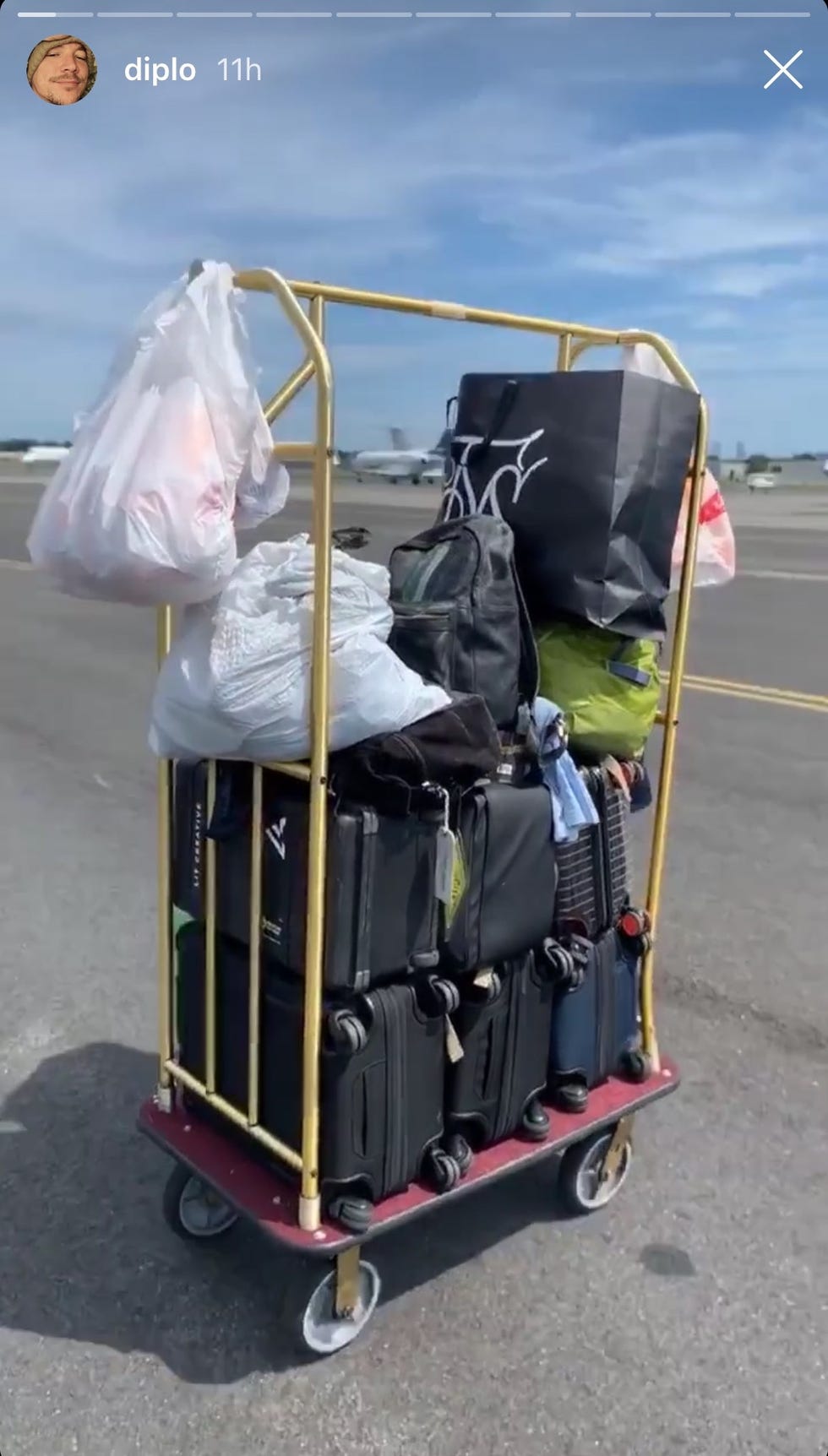 Product, Baggage, Transport, Mode of transport, Vehicle, Travel, Suitcase, Luggage and bags, Bag, 