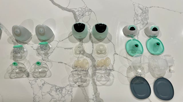 sassos testing breast pumps in her home