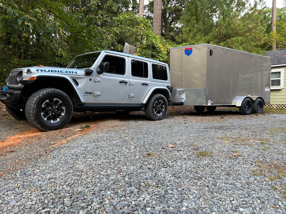 jeep wrangler with tandem axle enclosed trailer