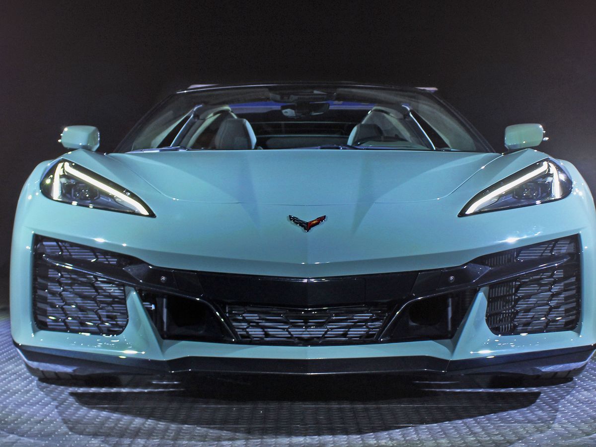 2024 Chevy Corvette E-Ray Shows Off 'Stealth' All-Electric Driving Mode