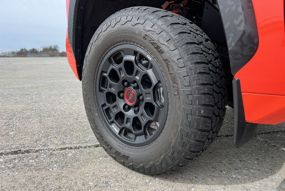 2023 toyota tundra trd pro i force max wheel and tire