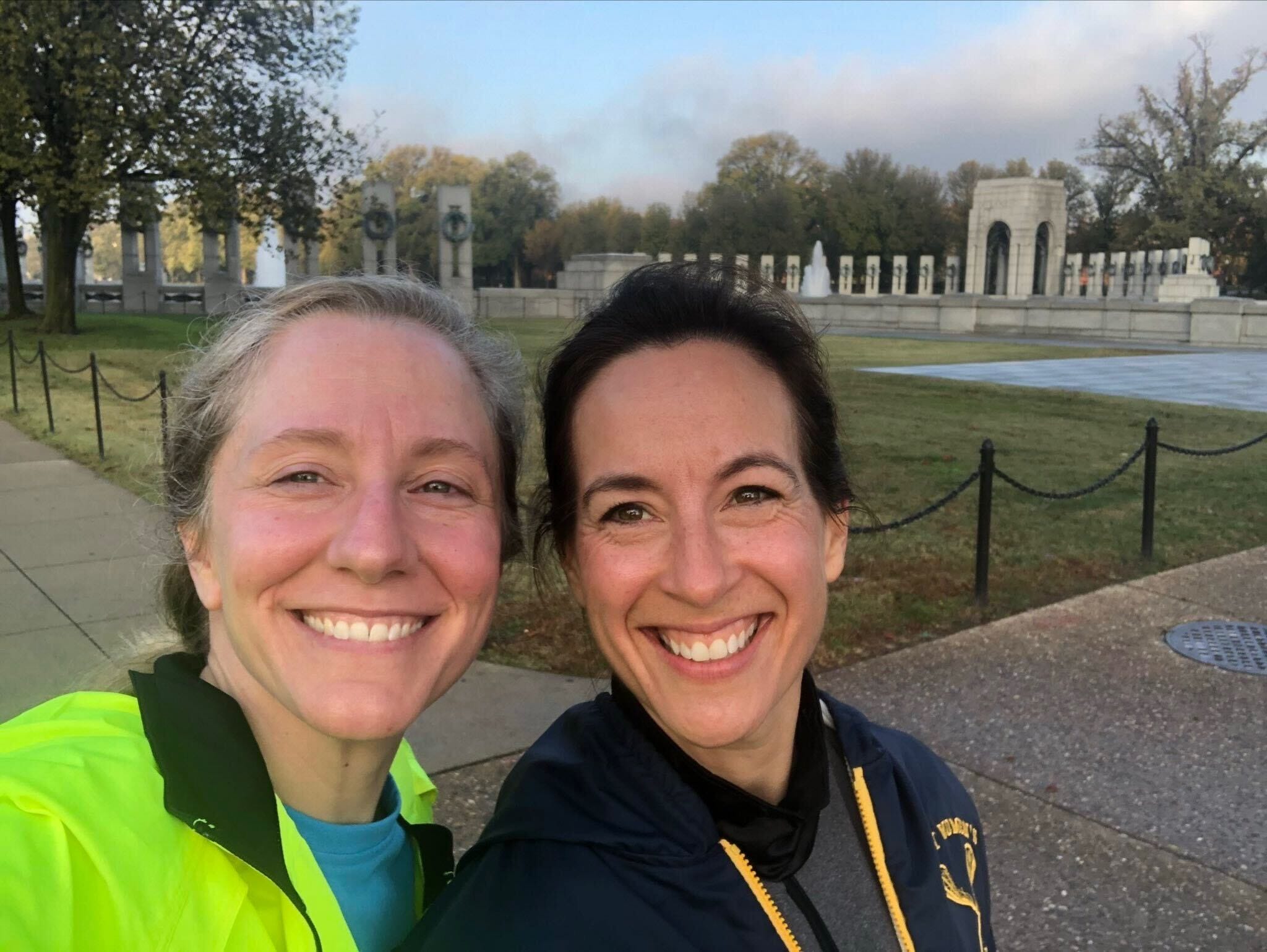 Abigail Spanberger e Mikie Sherrill corrono insieme a Washington D.C.