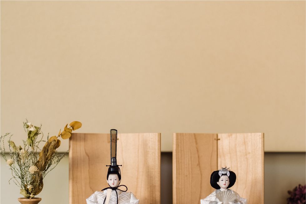 【新品未使用】ちりめんで作られたモダンで繊細な雛人形飾り（定価78,000円）