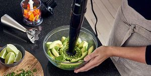 braun immersion blender making guacamole