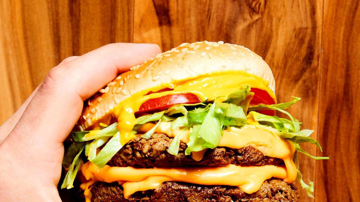 A Dietitian Reviews Taste and Nutrition of the Impossible Burger