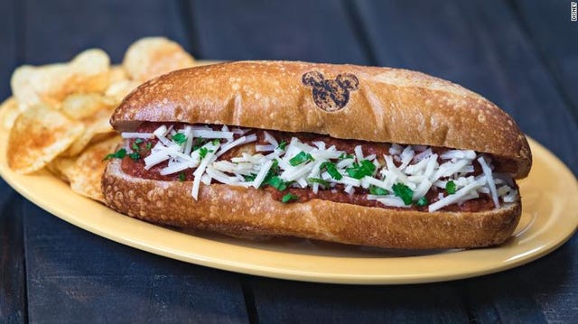 Dish, Food, Cuisine, Ingredient, Fast food, Produce, Staple food, Baked goods, Pan-bagnat, Bánh mì, 