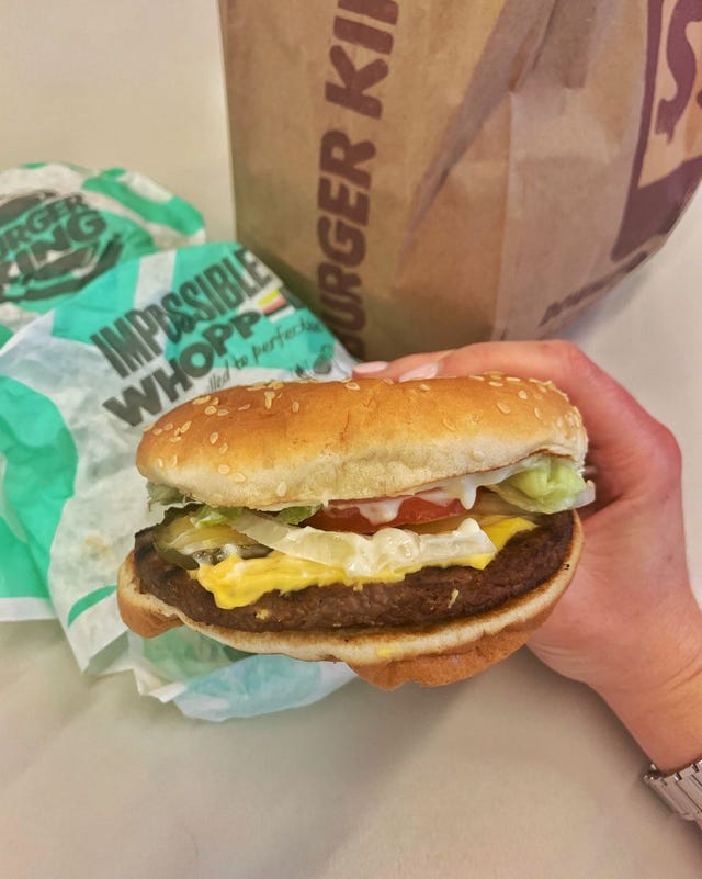 Food, Hamburger, Fast food, Junk food, Dish, Breakfast sandwich, Cuisine, Veggie burger, Original chicken sandwich, Cheeseburger, 