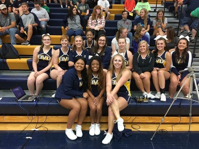 Cheerleader Quits Team After Take A Knee Protest Ultimatum — Alyssa