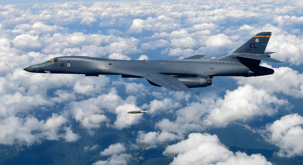us bombers fly near military demarcation line between two koreas