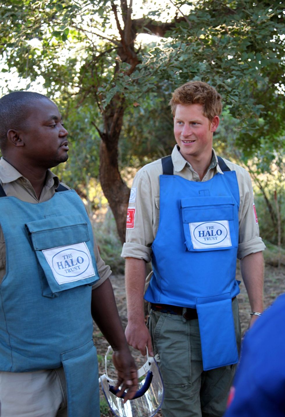prince harry in mozambique visits minefields cleared by the halo trust