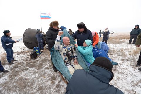 Soyuz TMA-13M Returns From The International Space Station