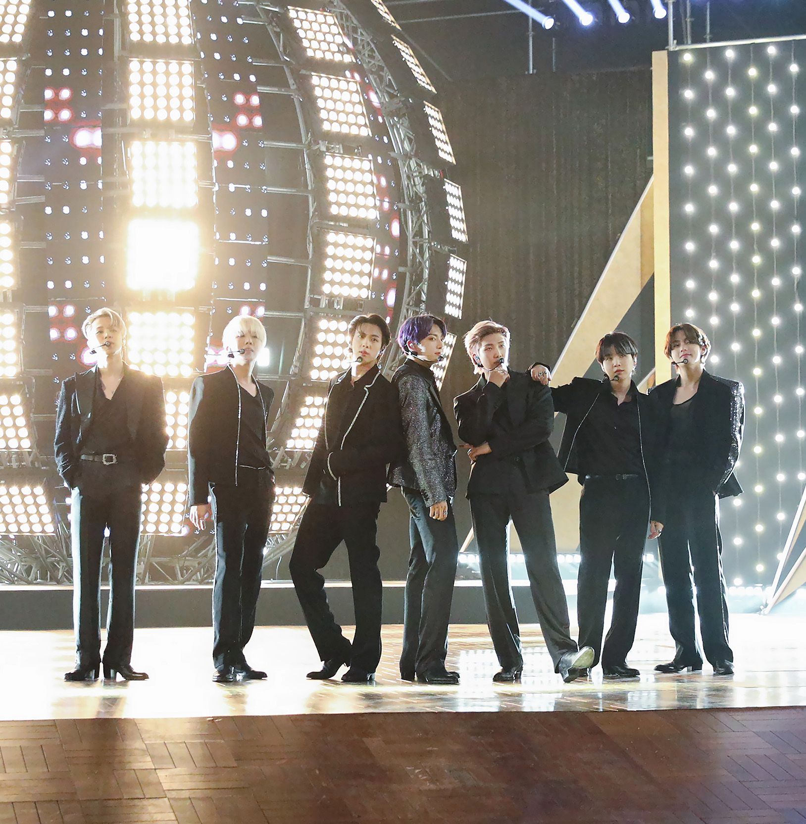 BTS、ビルボード・ミュージック・アワードで3冠に輝く