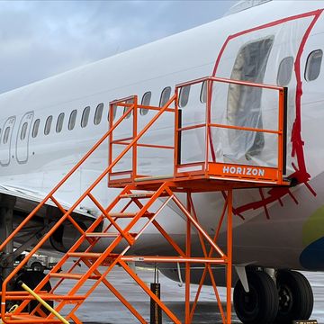 ntsb investigates alaska airlines flight 1282 after section of plane blew off during flight