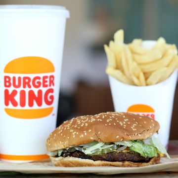 class action lawsuit accuses burger king of falsifying whopper size in ads