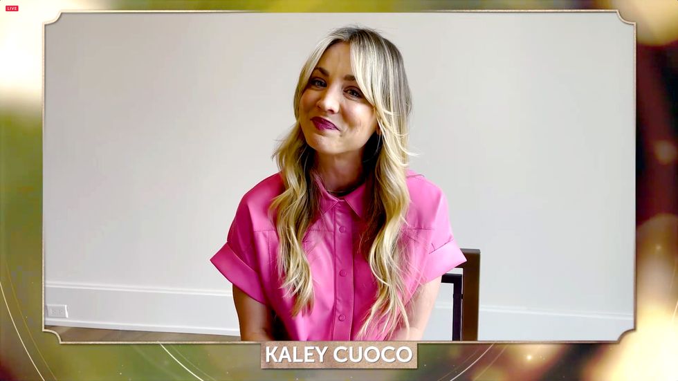 l'attrice kaley cuoco durante la 32esima edizione dell'annual producers guild awards tenutasi nel 2021