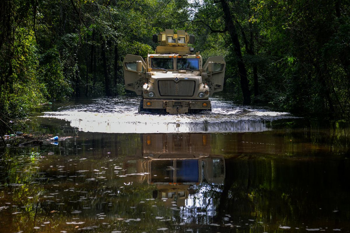 carolinas face flooding after hurricane florence lumbers through states