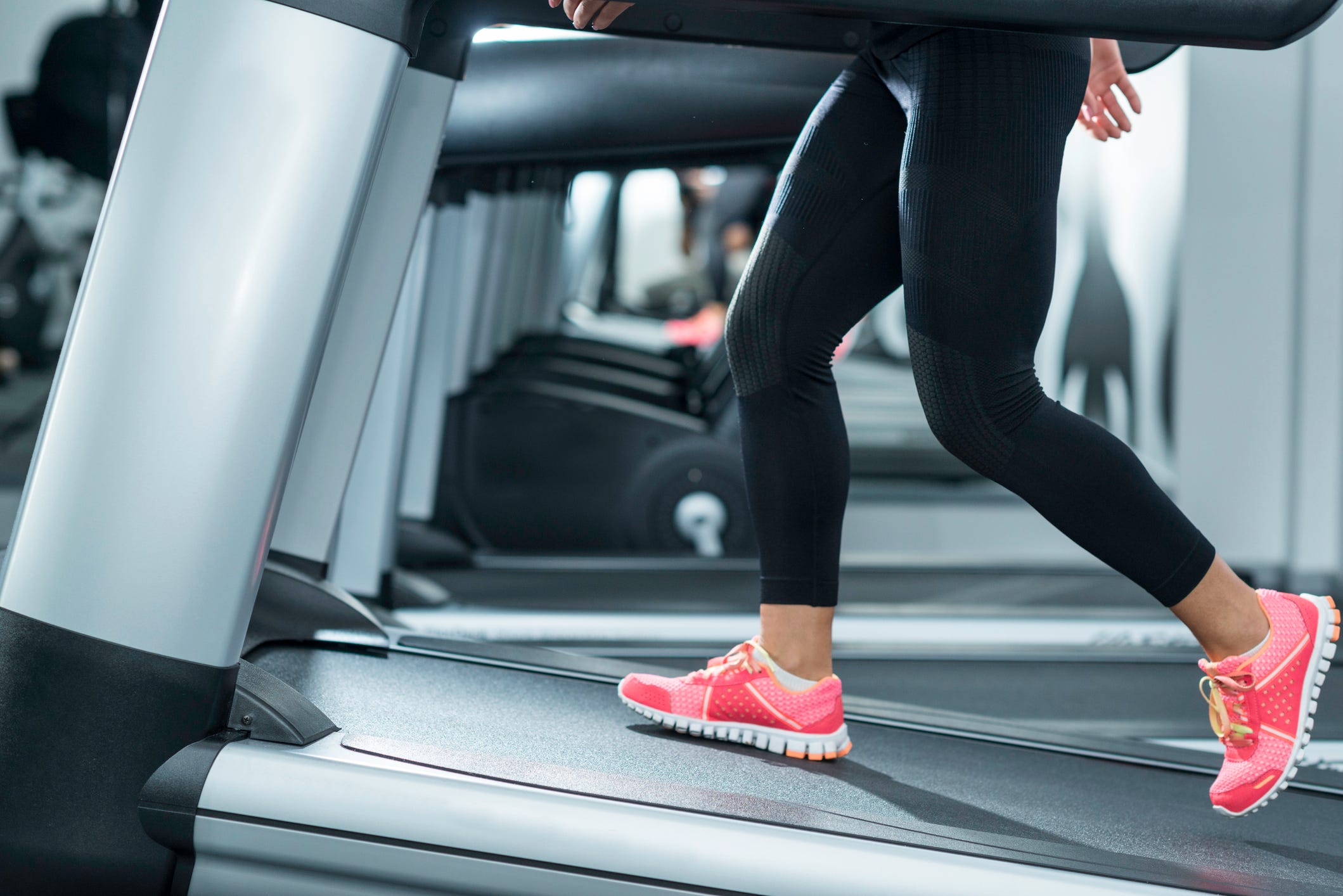 How Walking on an Incline Compares to Running on Flat Ground (Spoiler Alert: They’re Both Pretty Great)