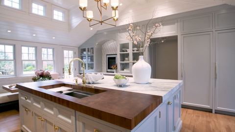 Video player poster image preview for Incredible Kitchens