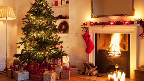 preview for Experts Say You'll Be Happier if You Put Up Holiday Decorations Early