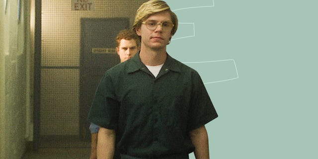 Монстр дамер 2022. Dahmer - Monster: the Jeffrey Dahmer story. Dahmer Netflix. Джеффри Дамер Нетфликс. Джеффри Дамер рисунки из тюрьмы.