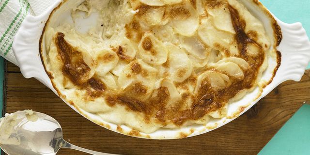 Cheesy Scalloped Potatoes (No Fail Recipe!) - The Chunky Chef