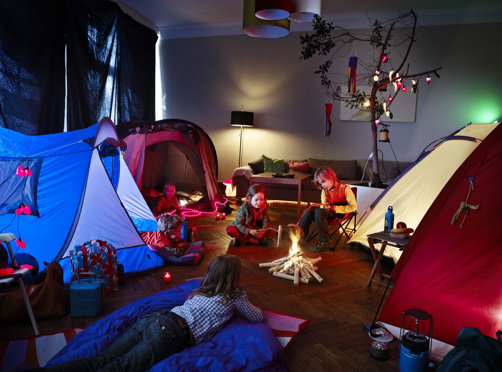Indoor camping for kids (and big kids) – Family Friendly Working