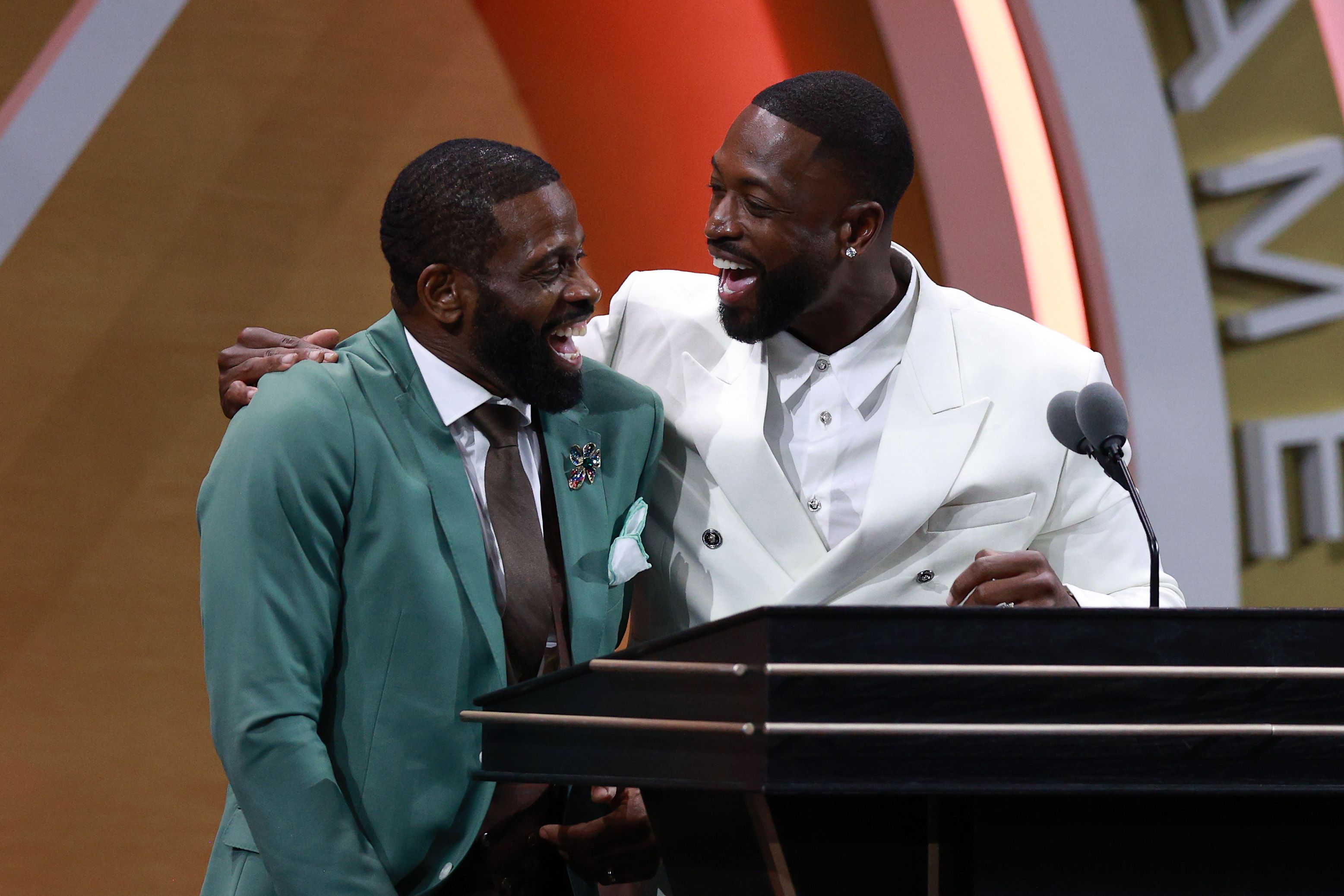 Relive moments from new Hall of Famer Dwyane Wade's time with