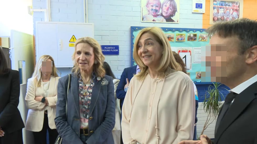 las infantas elena y cristina visitan el colegio que lleva su nombre por su 40 aniversario en san sebastian de los reyes, madrid