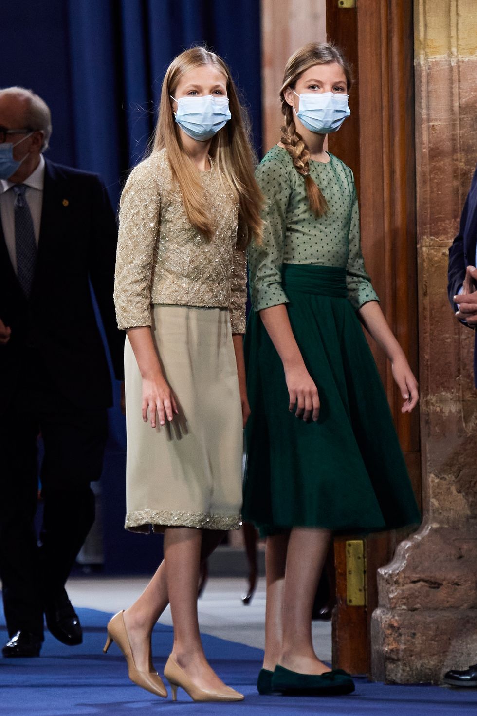 la infanta sofía y la princesa leonor en los premios princesa de asturias 2020