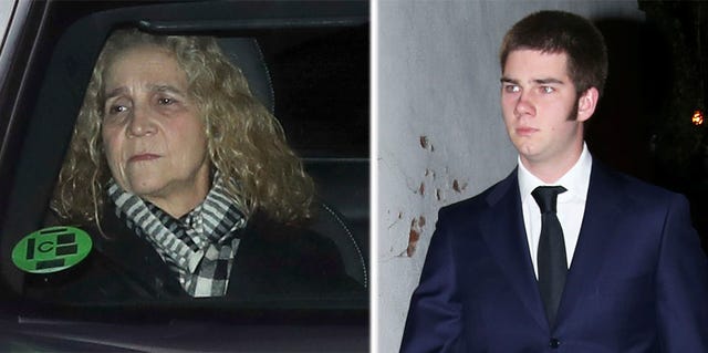 La infanta Elena y Juan Urdangarin acuden a la capilla ardiente de la infanta Pilar La infanta Elena y Juan Urdangarin acuden a la capilla ardiente de la infanta Pilar