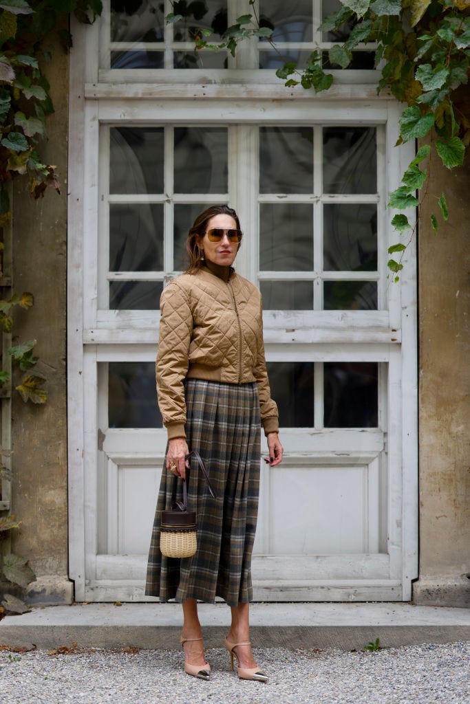 Top 12 Stylish and Warm Winter Work Outfits for Women in 2024