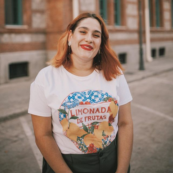 La influencer curvy que est triunfando en Instagram con sus looks