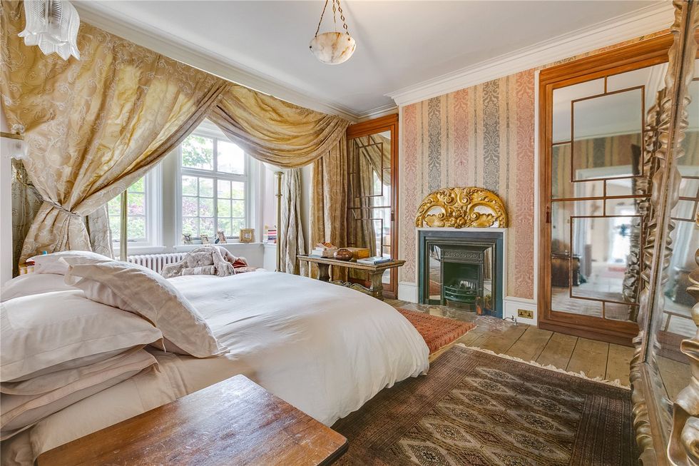A home novelist J.M. Barrie once lived in and used the top floor balcony as inspiration for writing Peter Pan, is available for sale on property website Zoopla.