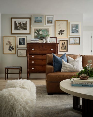 living room with gallery wall, retro design trends making a comeback