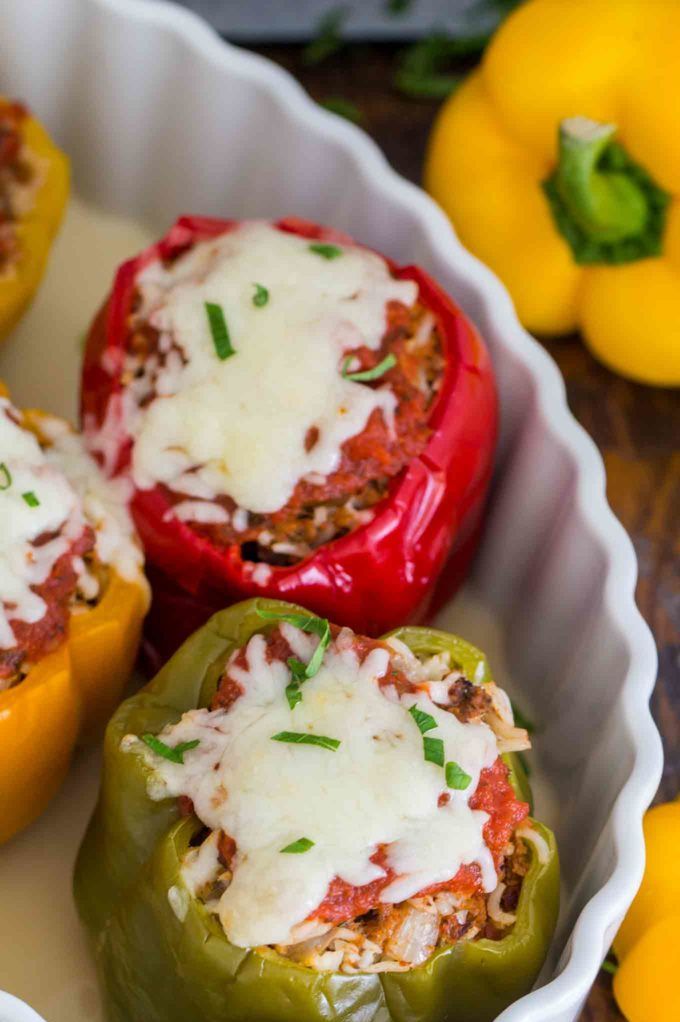 https://hips.hearstapps.com/hmg-prod/images/instant-pot-ground-beef-recipes-stuffed-peppers-1579627117.jpg?crop=1.00xw:0.845xh;0.00170xw,0.104xh&resize=980:*
