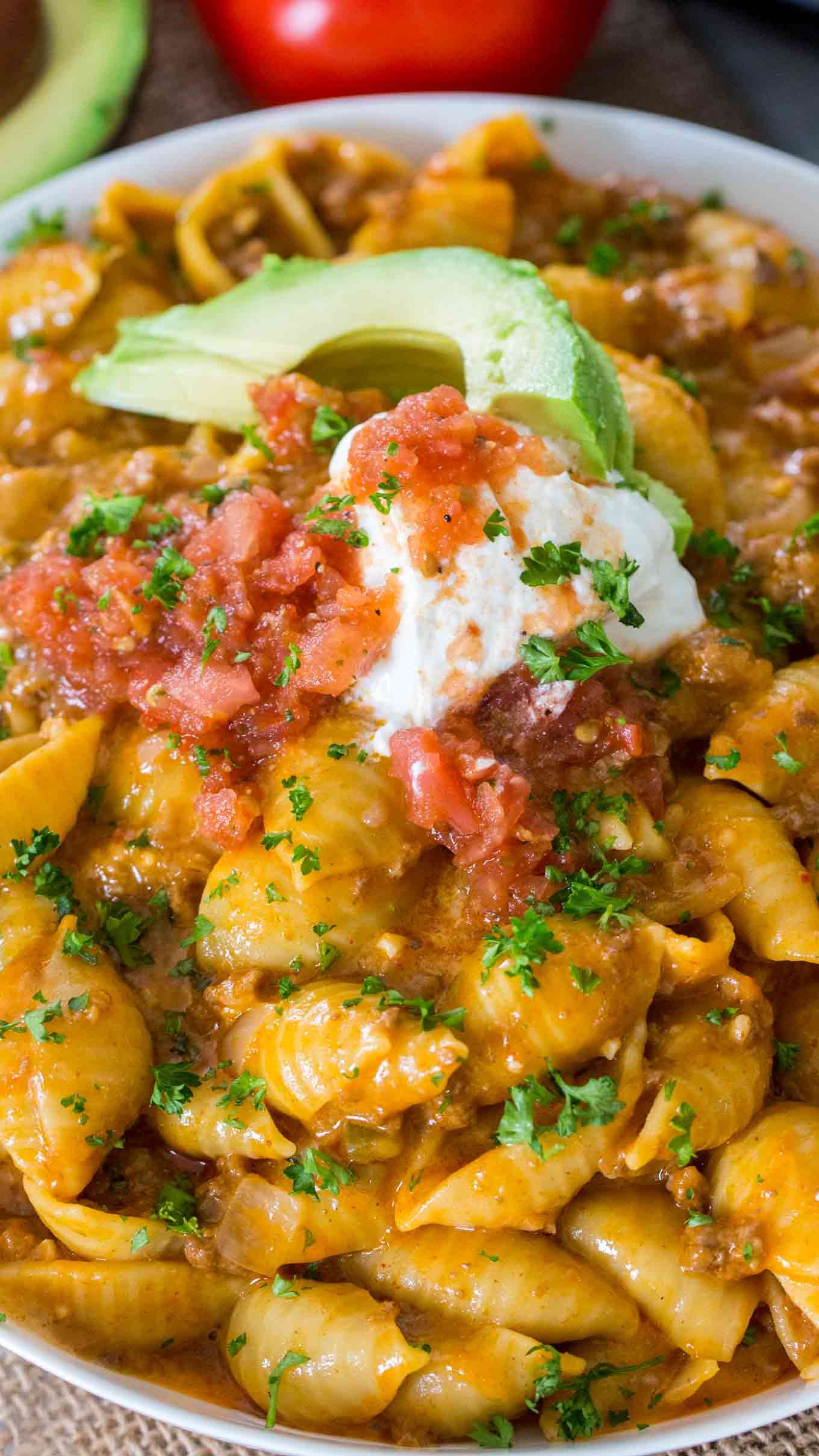 https://hips.hearstapps.com/hmg-prod/images/instant-pot-taco-pasta-4-1564510218.jpg