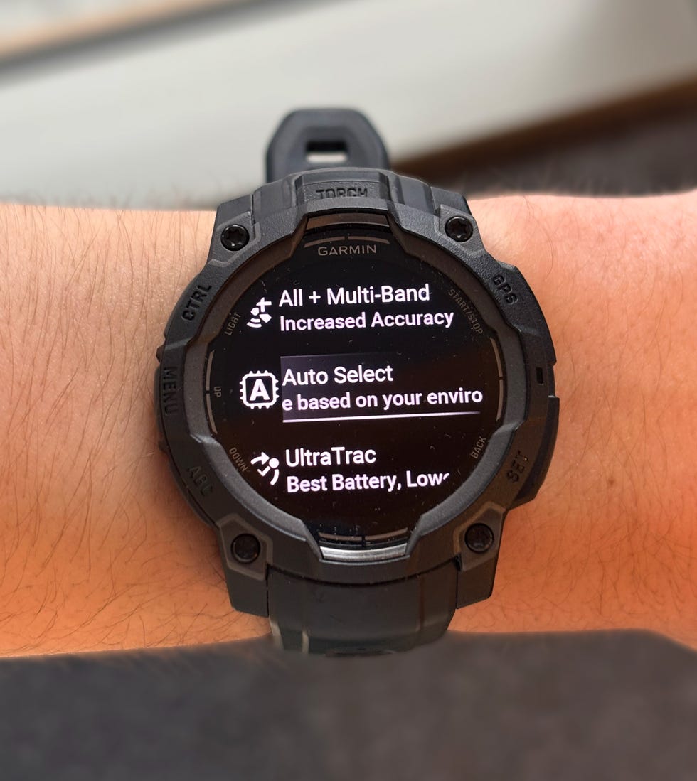 smartwatch display with navigation settings and options